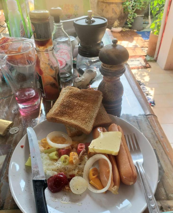 פרה נאקון סי איוטאיה Srikrung Guesthouse מראה חיצוני תמונה