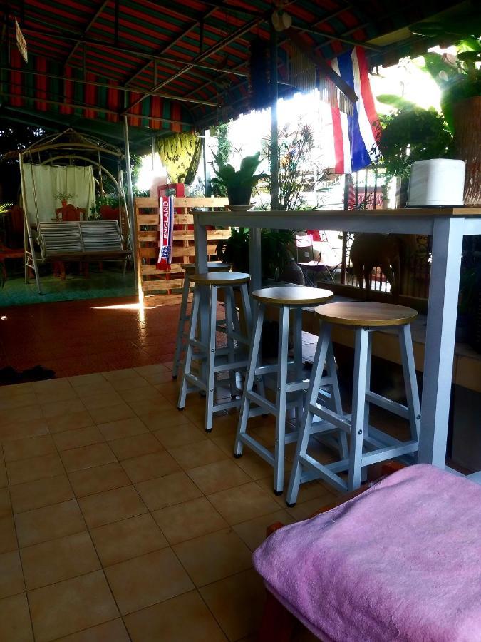 פרה נאקון סי איוטאיה Srikrung Guesthouse מראה חיצוני תמונה
