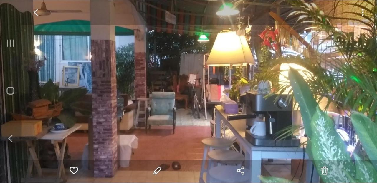 פרה נאקון סי איוטאיה Srikrung Guesthouse מראה חיצוני תמונה
