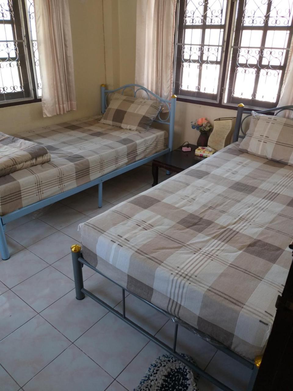 פרה נאקון סי איוטאיה Srikrung Guesthouse מראה חיצוני תמונה