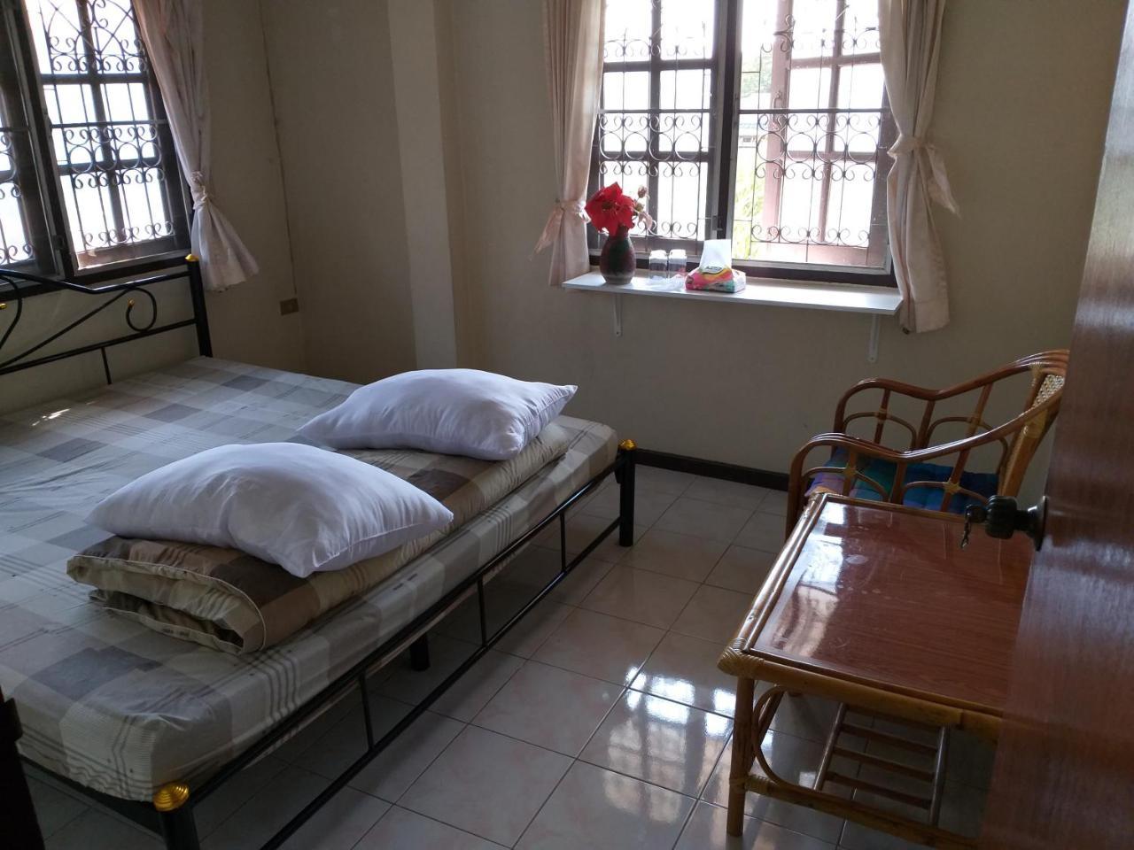 פרה נאקון סי איוטאיה Srikrung Guesthouse מראה חיצוני תמונה