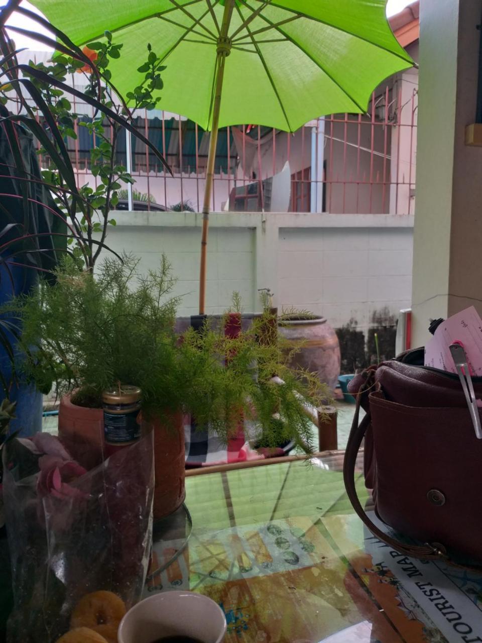פרה נאקון סי איוטאיה Srikrung Guesthouse מראה חיצוני תמונה