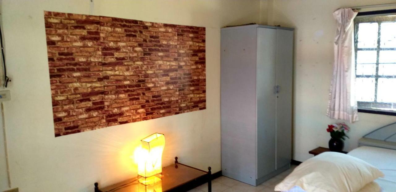 פרה נאקון סי איוטאיה Srikrung Guesthouse מראה חיצוני תמונה